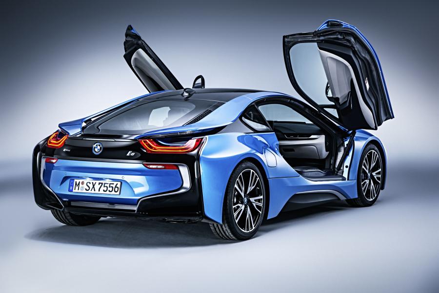  BMW i8 Pure Impulse Package 2014 года  (фото 6 из 15)